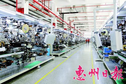 ▲BB贝博艾弗森科技智能出产车间干净整洁。。。。。。
